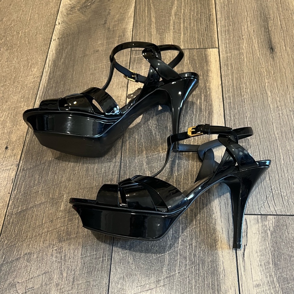 New Saint Laurent black patent tribute sandal heels 4” - Picture 4 of 9